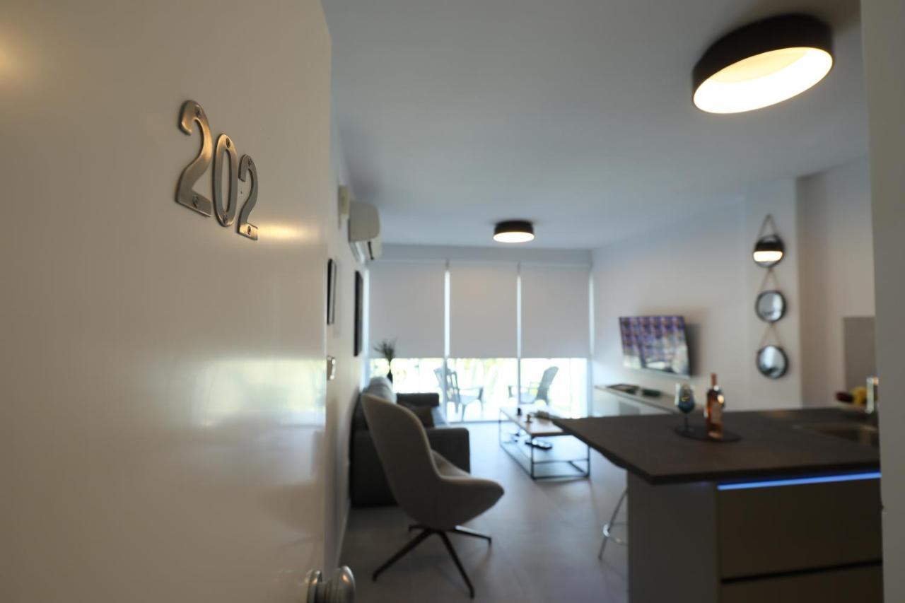 Lovely Cozy One Bedroom Suite With Pool بروتاراس المظهر الخارجي الصورة